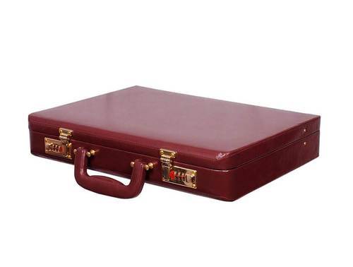 LEATHER BRIEFCASES & PORTFOLIOS